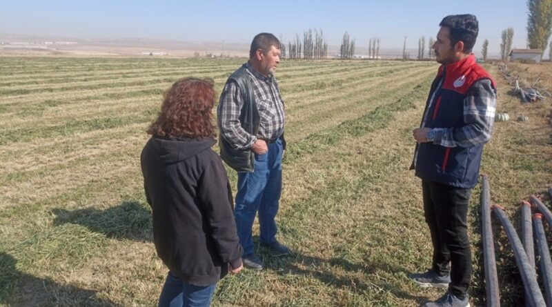 Çiftçilere ürün ekimi ve hasat konusunda bilgilendirme yapıldı