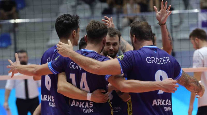 Efeler Ligi: Cizre Belediyespor: 3 – Arkas Spor: 2