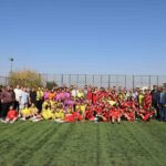 Kız futbol takımları cumhuriyet için oynadı