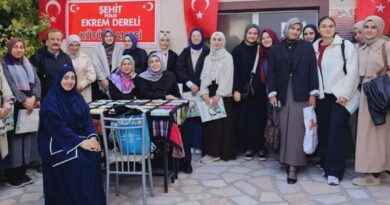 Kur’an kursunda kursiyerler geleneksel Kütahya kıyafetlerini ve yemeklerini tanıttı