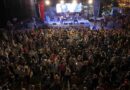 Kuşadası Sokak Festivali’nin ilk gününde Necati ve Saykolar rüzgarı esti