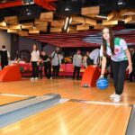 Bowlingde dereceye giren gençler ödüllendirildi