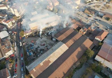 Denizli’de metal fabrikasındaki yangın kontrol altına alındı