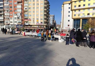 Emekçi Kadınlar pazarı yoğun ilgi gördü