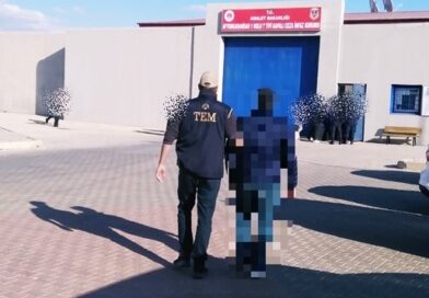 FETÖ’ye üye olmaktan aranan şahsı polis yakaladı