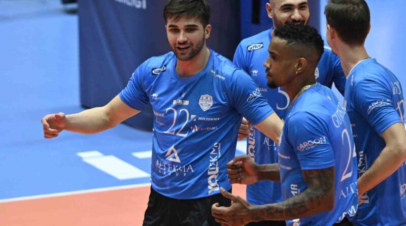 Altekmalı voleybolcular, istatistikleriyle zirvede