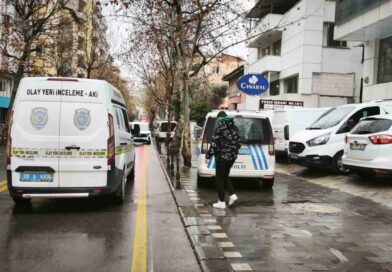 Denizli’de 6. kattan kendisini aşağıya bırakan genç hayatını kaybetti