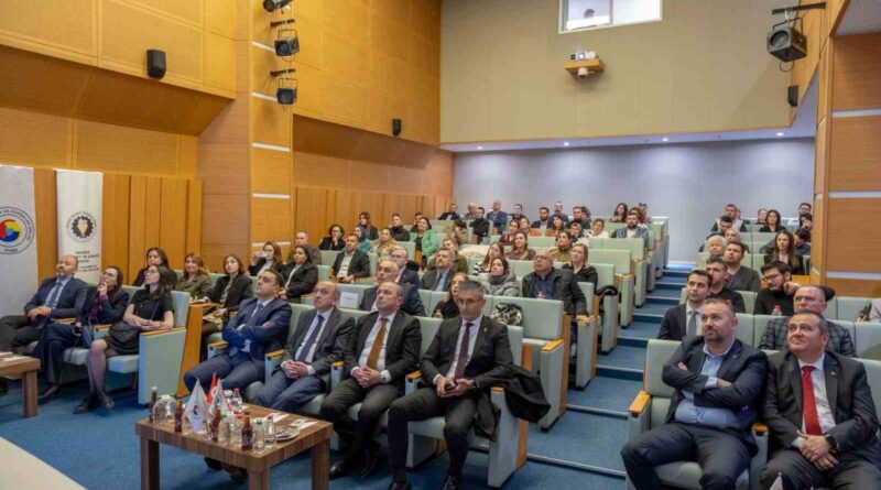 Manisa TSO’da yeşil dönüşüm ve sürdürülebilirlik zirvesi yapıldı