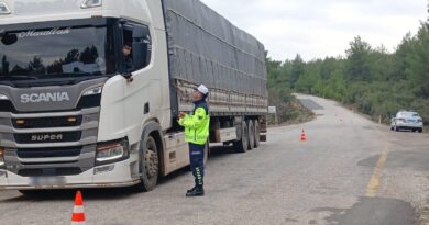 Karacasu’da ağır tonajlı araçlar denetlendi