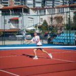 Kuşadası’nın ilk tenis kulübü kapılarını açtı