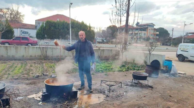 Ocak ayında pekmez kazanları kaynadı