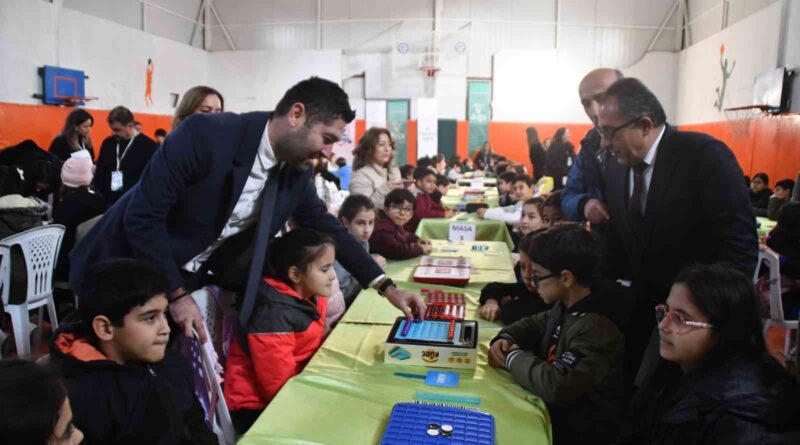 Söke’de çocuklar zeka ve stratejide yarıştı