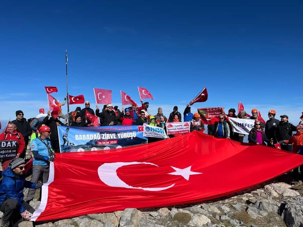 cumhuriyet-coskusu-babadagin-zirvesine-tasindi-5kTEM2GD.jpg