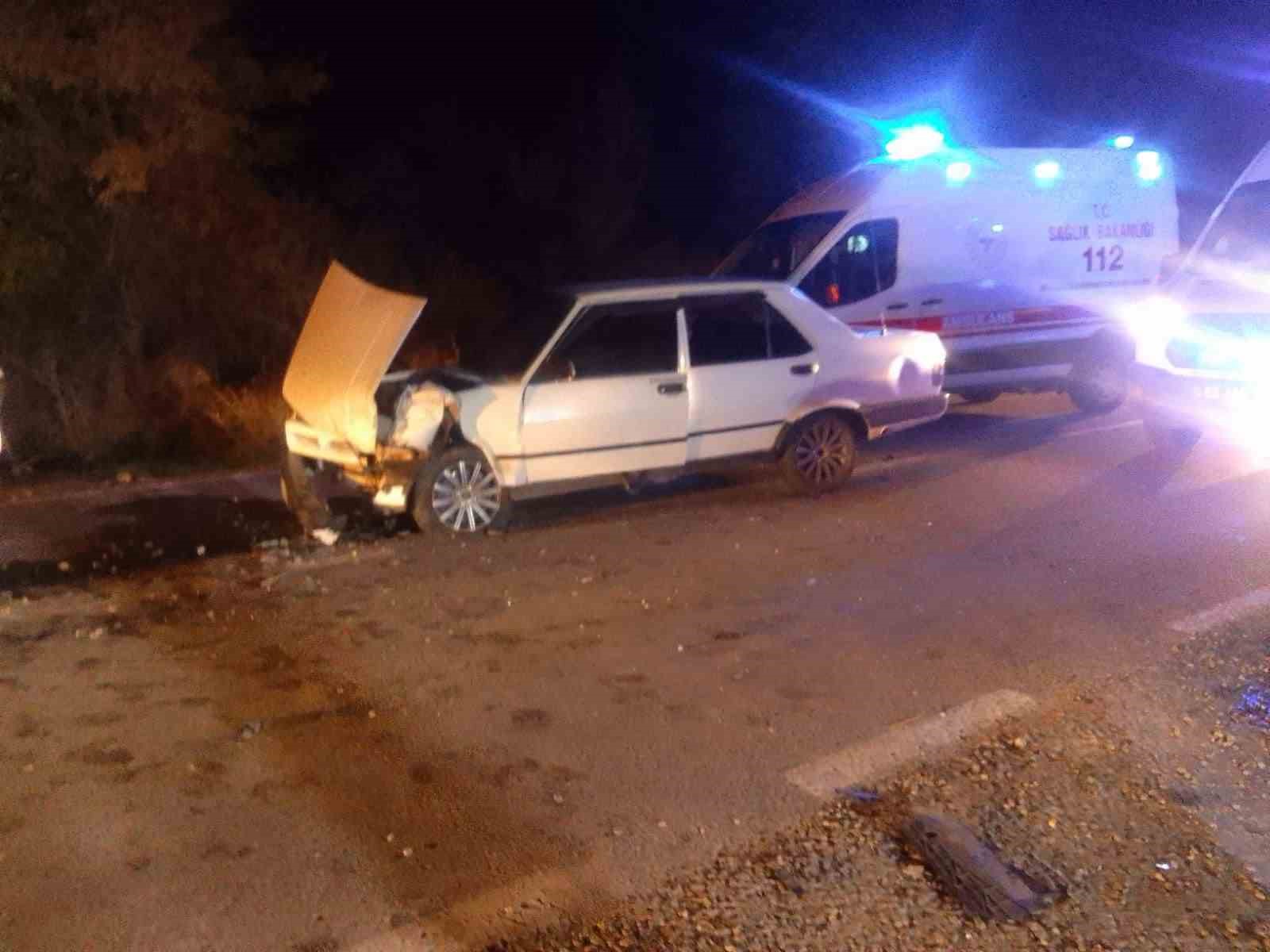 kafa-kafaya-carpisan-otomobillerde-4-cocuk-yaralandi-VN8wnZJk.jpg