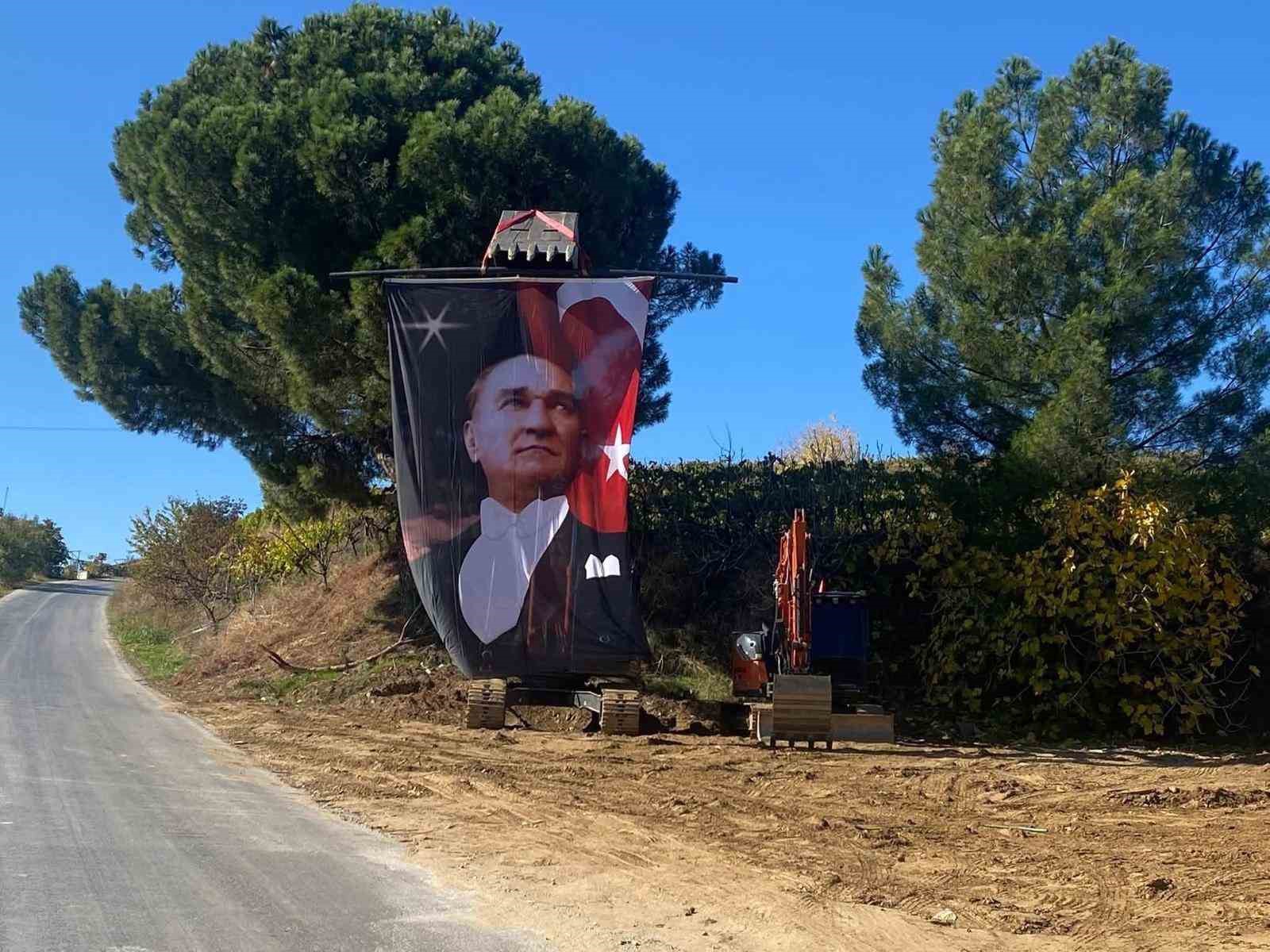 kepce-operatorunden-anlamli-cumhuriyet-kutlamasi-A61UZwPA.jpg