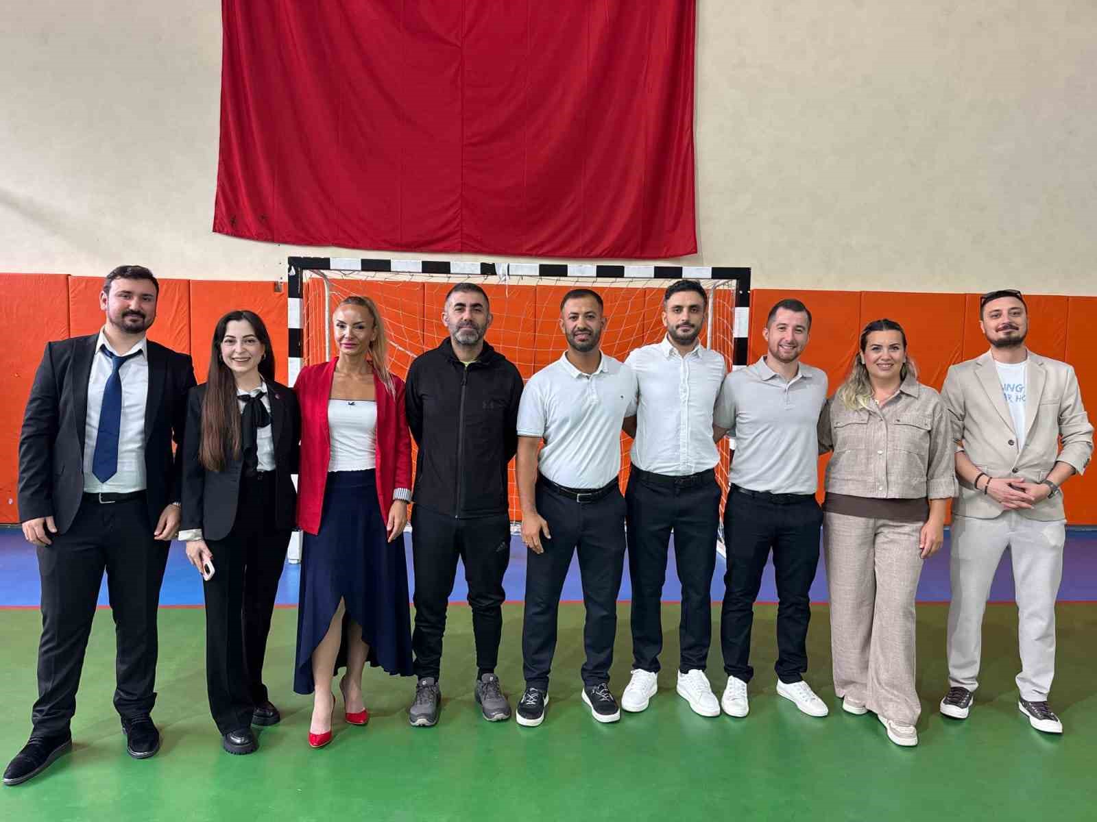 kirkagacta-cumhuriyet-bayrami-coskusu-cimnastikle-kutlandi-KZreBYgd.jpg