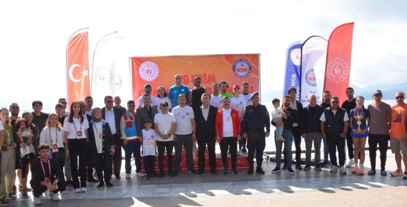 koycegizde-halk-kosusu-duzenlendi-RH37aNkD.jpg