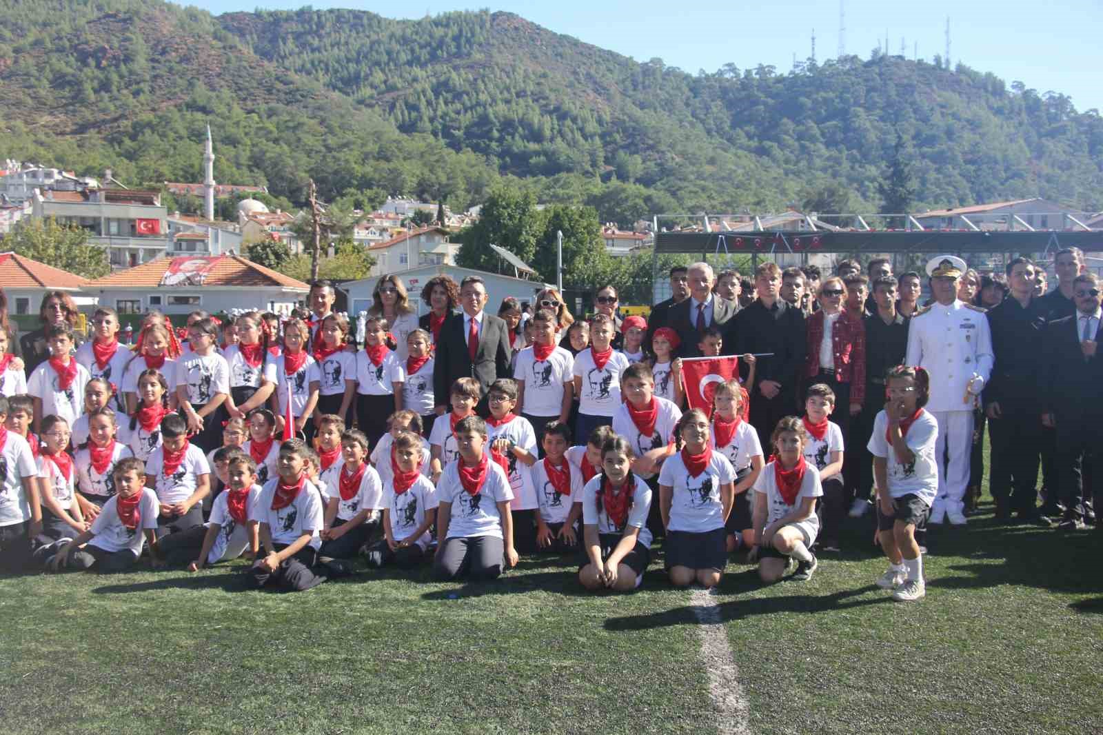 marmariste-cumhuriyetin-102-yili-coskuyla-kutlandi-LPxz5dFy.jpg