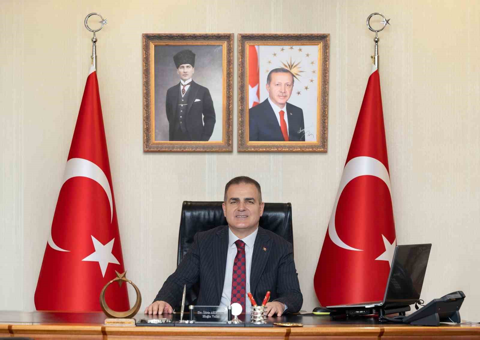 vali-akbiyiktan-29-ekim-cumhuriyet-bayrami-mesaji-Iz5GAmzb.jpg