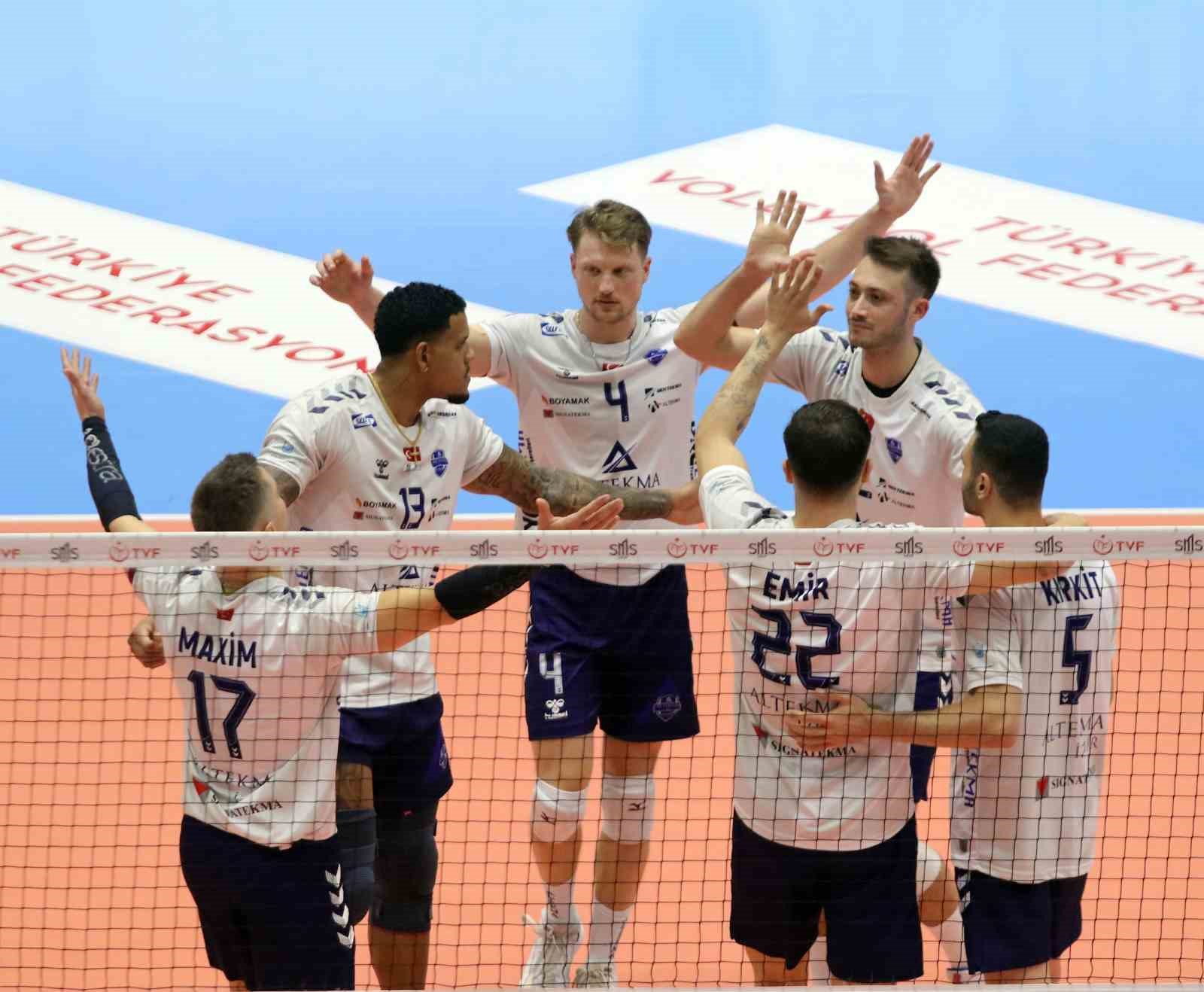 altekmanin-konugu-halkbank-7GaDRR51.jpg
