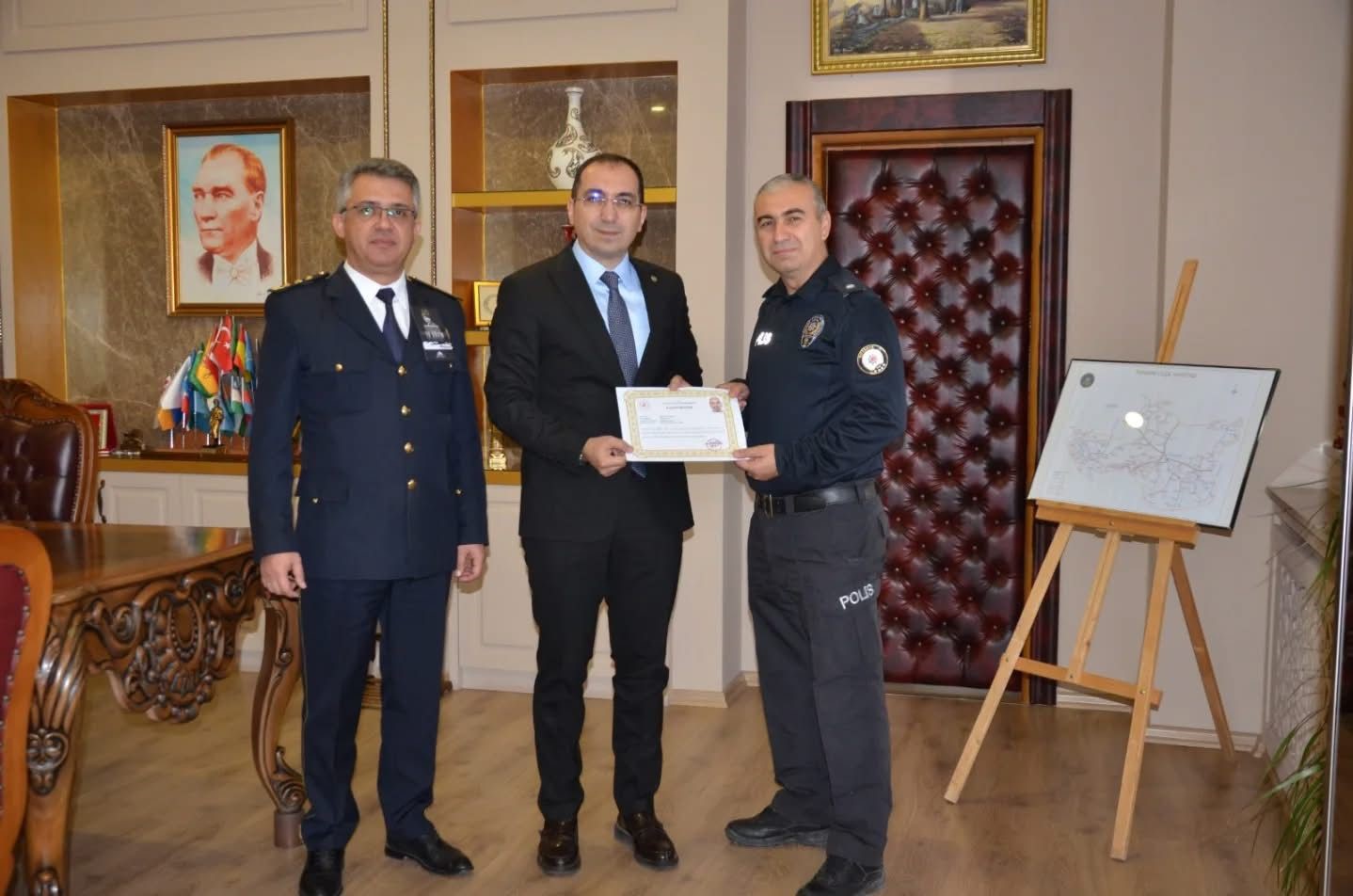 basarili-polise-tesekkur-ve-tebrik-282caeDu.jpg