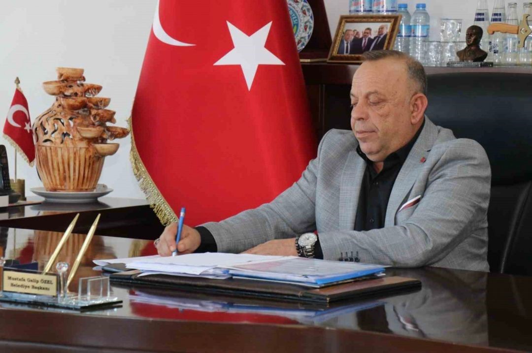 baskan-ozelin-ogretmenler-gunu-mesaji-gQUd3tNF.jpg