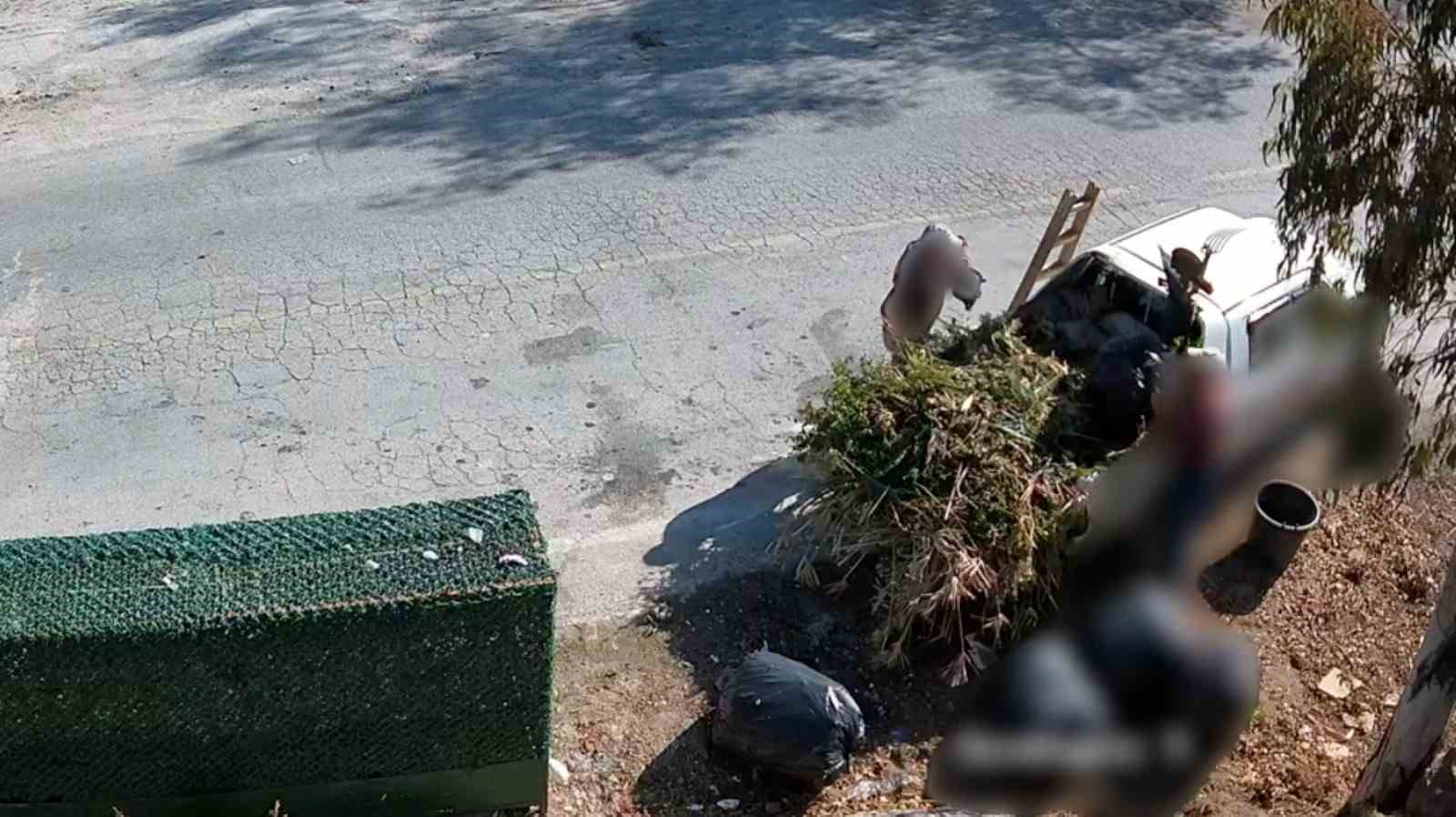bodrumda-cevreyi-kirletenler-belediye-kamerasina-yakalandi-89yjVuqe.jpg