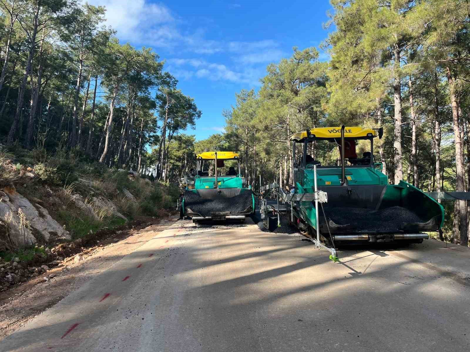 buyuksehir-oludeniz-yolunu-yeniliyor-FuDhl4Pq.jpg