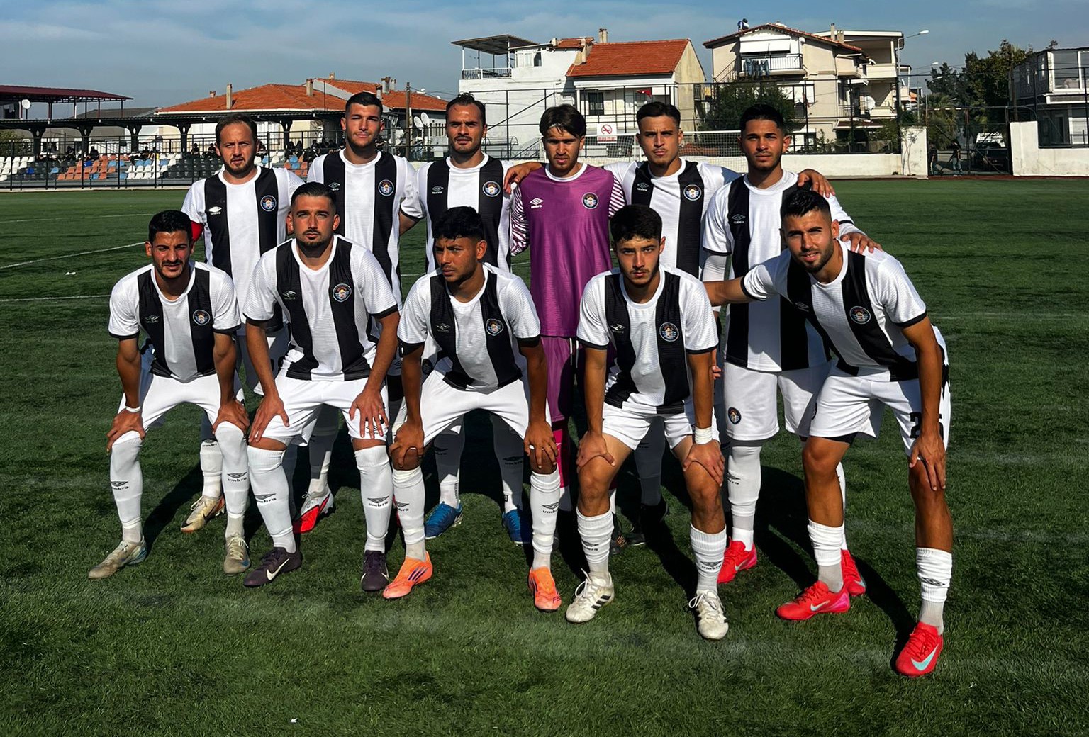 cesme-belediyespor-deplasmandan-puansiz-dondu-qcF9mEDv.jpg