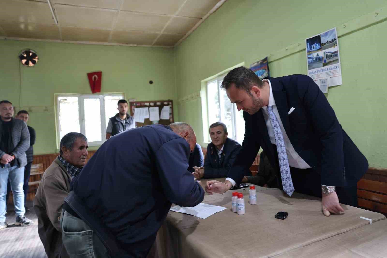 civril-belediyesi-sap-hastaligina-karsi-ciftcinin-yaninda-HGFOjVMO.jpg