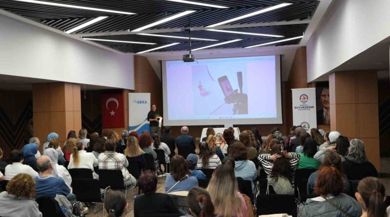 Denizlili üreten kadınlar e-ticaret yolculuğuna devam ediyor