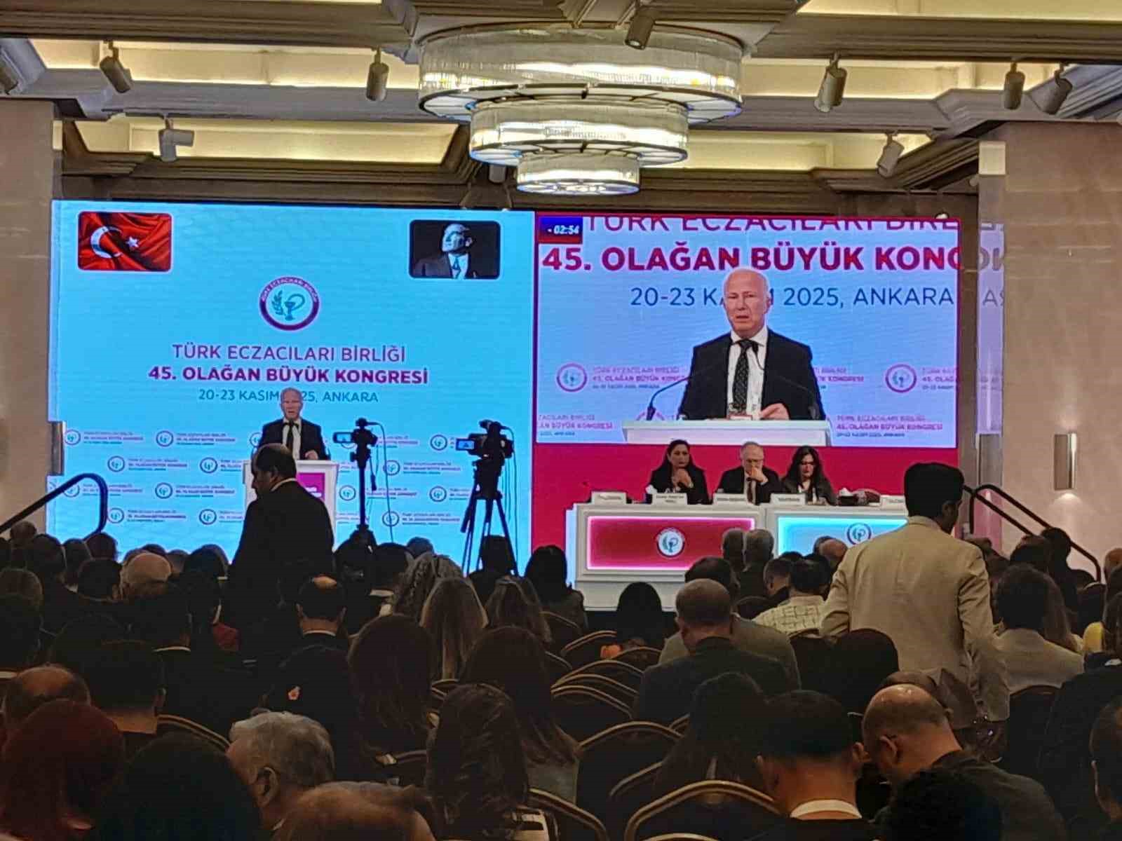 eczaci-odasi-baskan-karaarslan-sektorun-sorunlarini-dile-getirdi-A6m1xg9u.jpg
