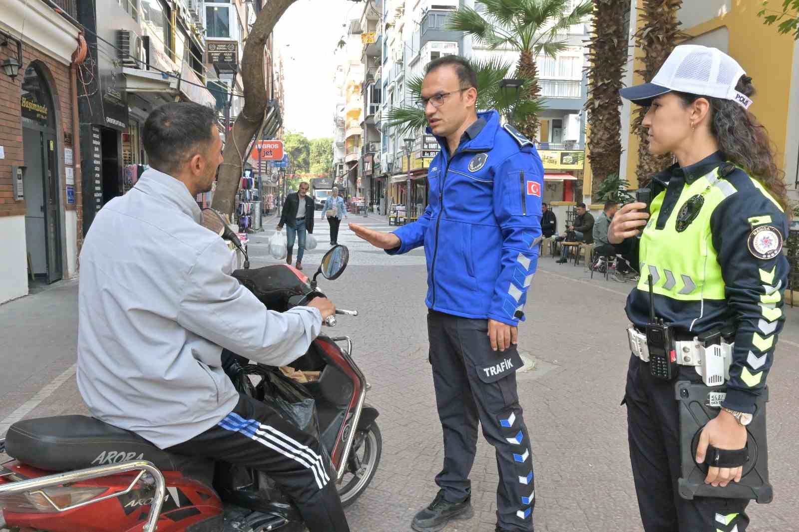 emniyet-ve-zabitadan-ortak-yaya-yolu-denetimi-sQxsIg7x.jpg