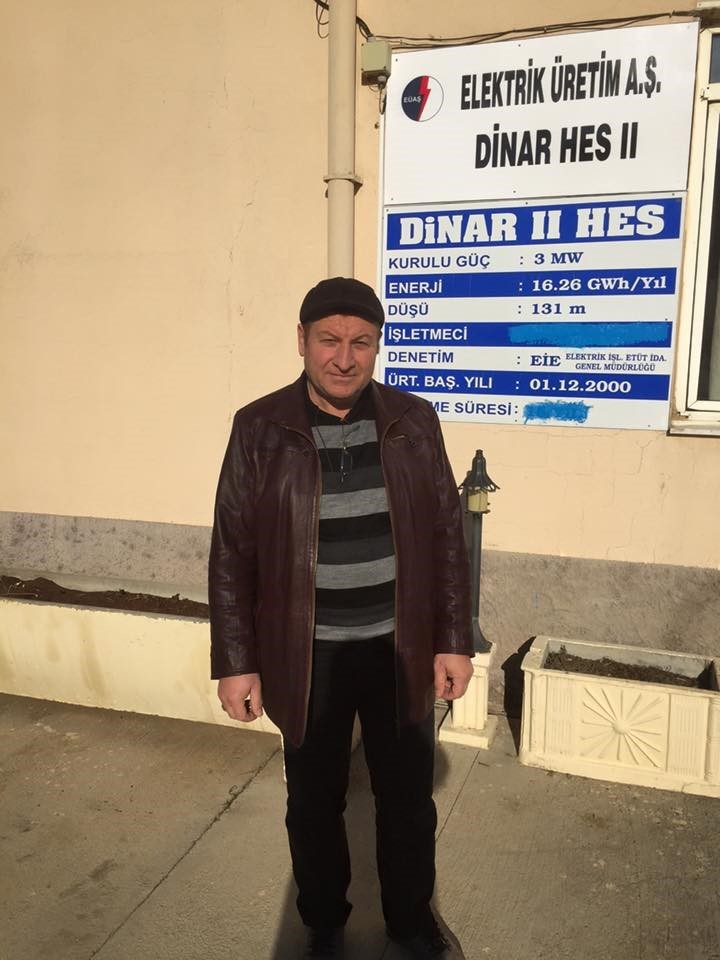 gedizde-kestane-toplarken-agactan-dusen-vatandas-hayatini-kaybetti-gN9jpXe4.jpg
