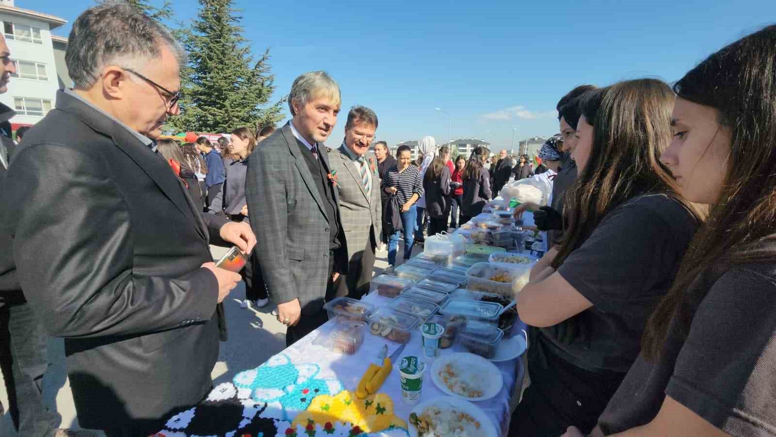 il-milli-egitim-muduru-yilmaz-gazzede-yasanan-insanlik-dramina-kayitsiz-kalmamiz-mumkun-degil-5wihadlG.jpg