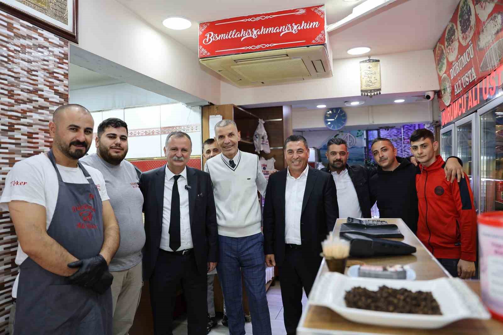 komsu-esnafin-sorunlarini-yerinde-dinledi-XgWbjCHe.jpg