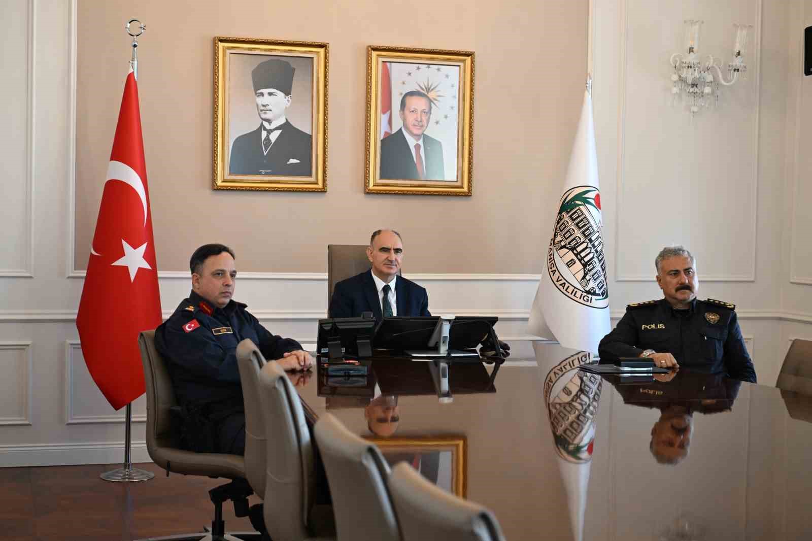 manisada-ekim-ayi-asayis-ve-guvenlik-konulari-degerlendirildi-8jxfO8za.jpg