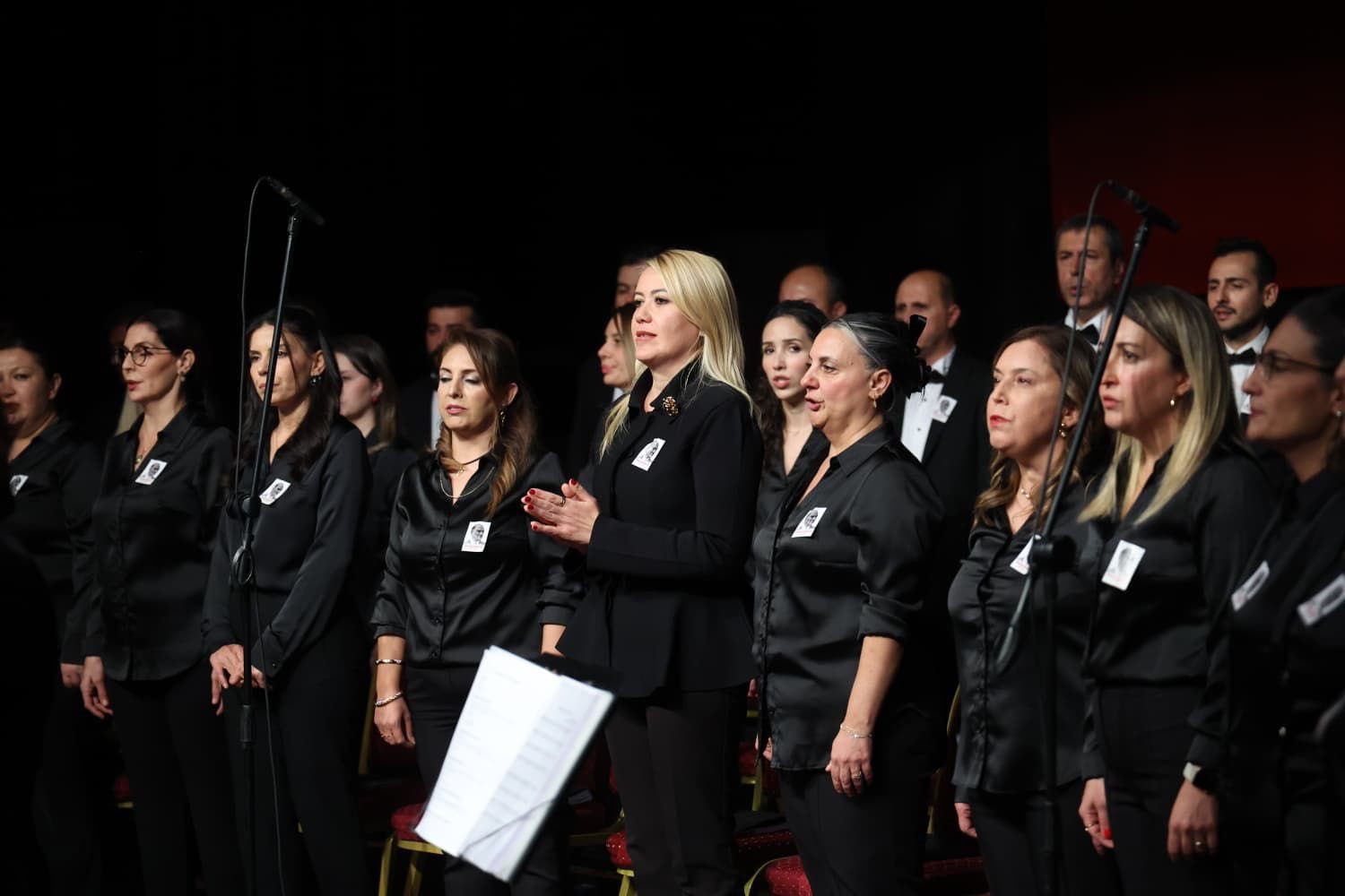 merkezefendi-belediyesi-ataturku-anlamli-bir-konserle-yad-etti-RRP3y1DE.jpg