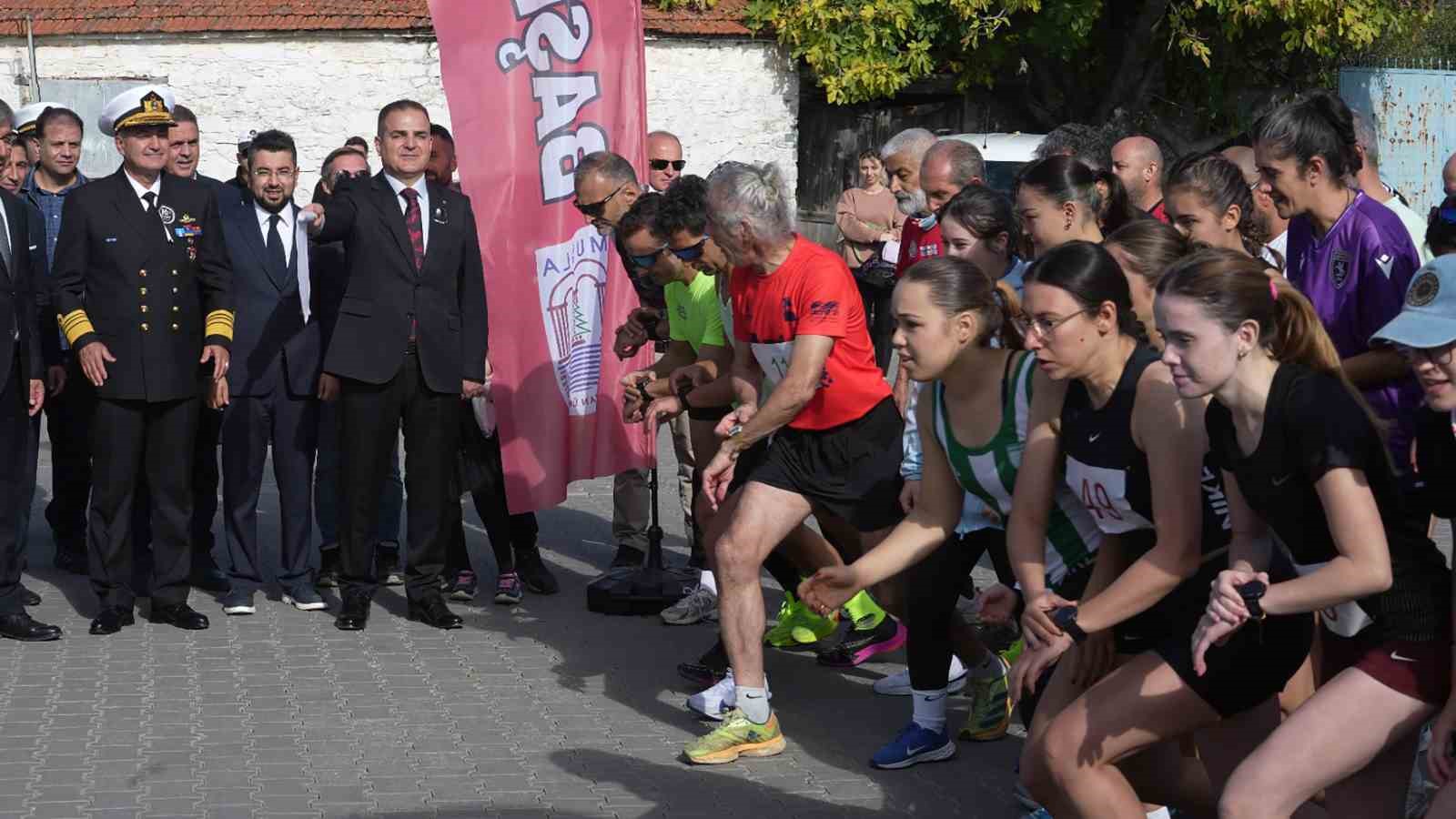 muglada-ataturke-saygi-genclik-kosusu-gerceklesti-ZvgnRssN.jpg