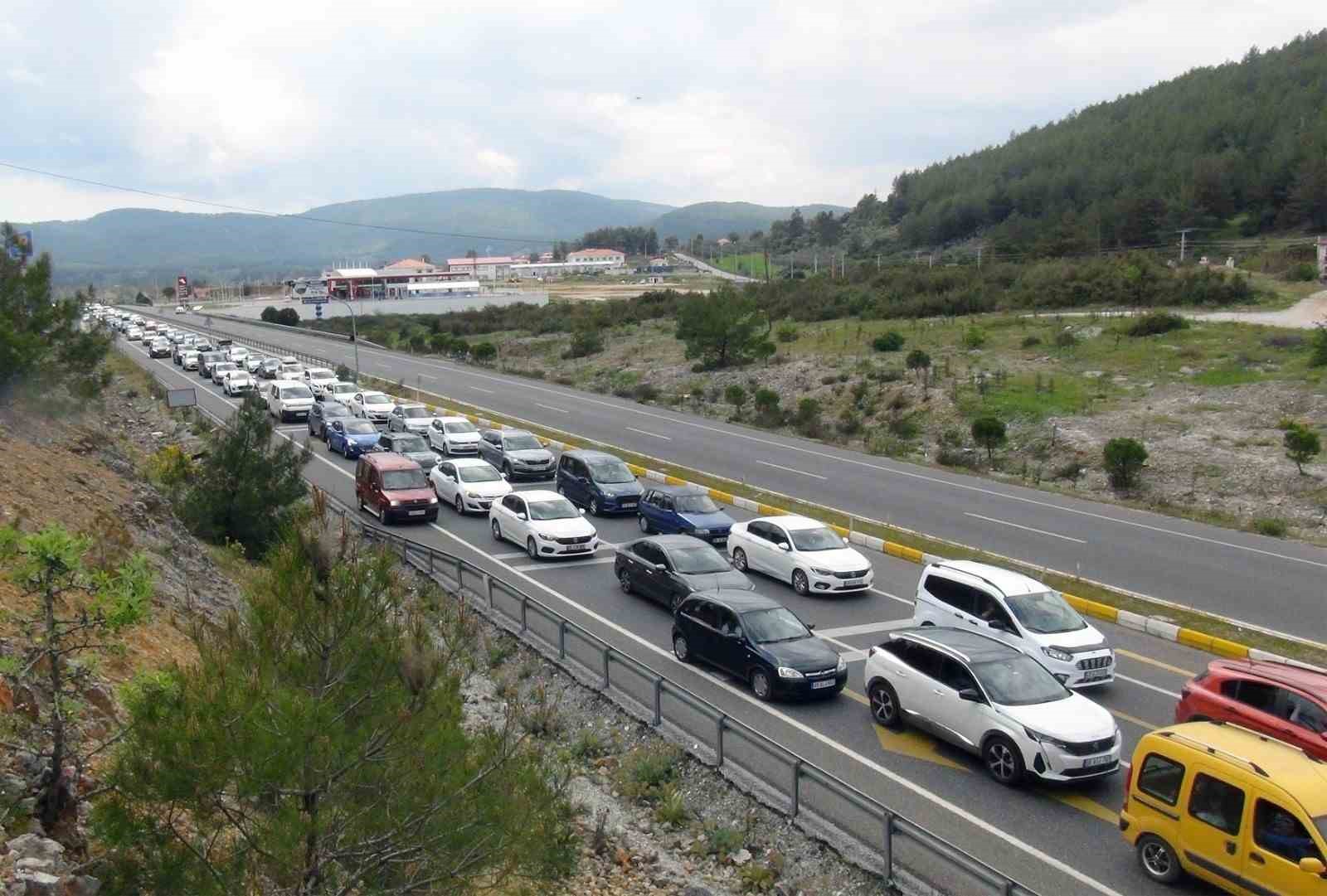muglada-her-4-kisiden-1inin-otomobili-var-Y5ImwhTt.jpg