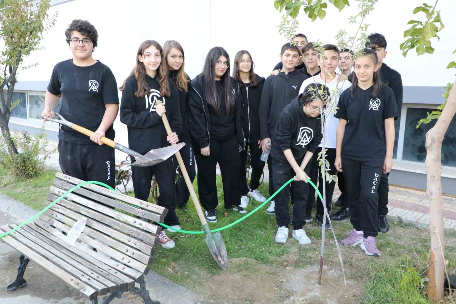 ogrenciler-iklim-degisikligine-dikkat-cekti-pxRbmmtG.jpg