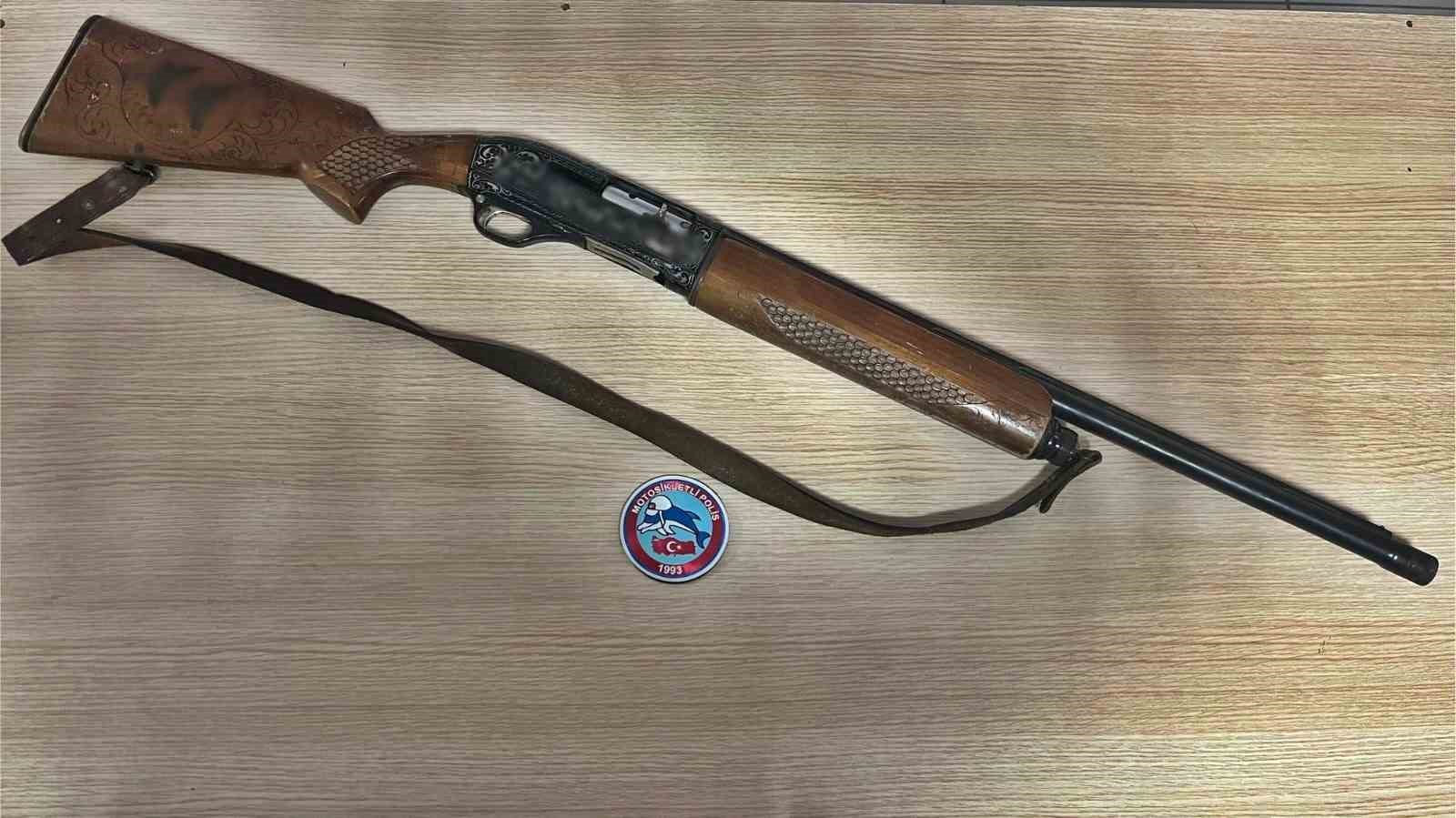polis-bir-hafta-icerisinde-cesitli-suclardan-aranan-31-kisiyi-yakaladi-kCRTCm3V.jpg