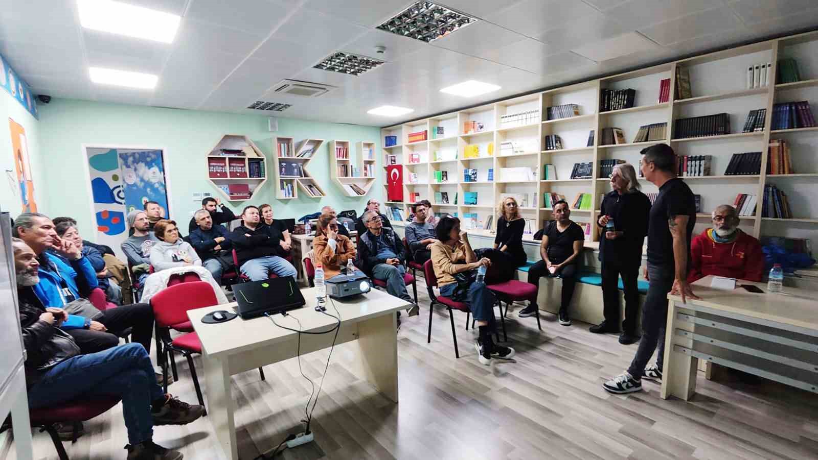 savas-foto-muhabiri-nish-nalbandian-foton-muglanin-konugu-oldu-LqlWb3uL.jpg