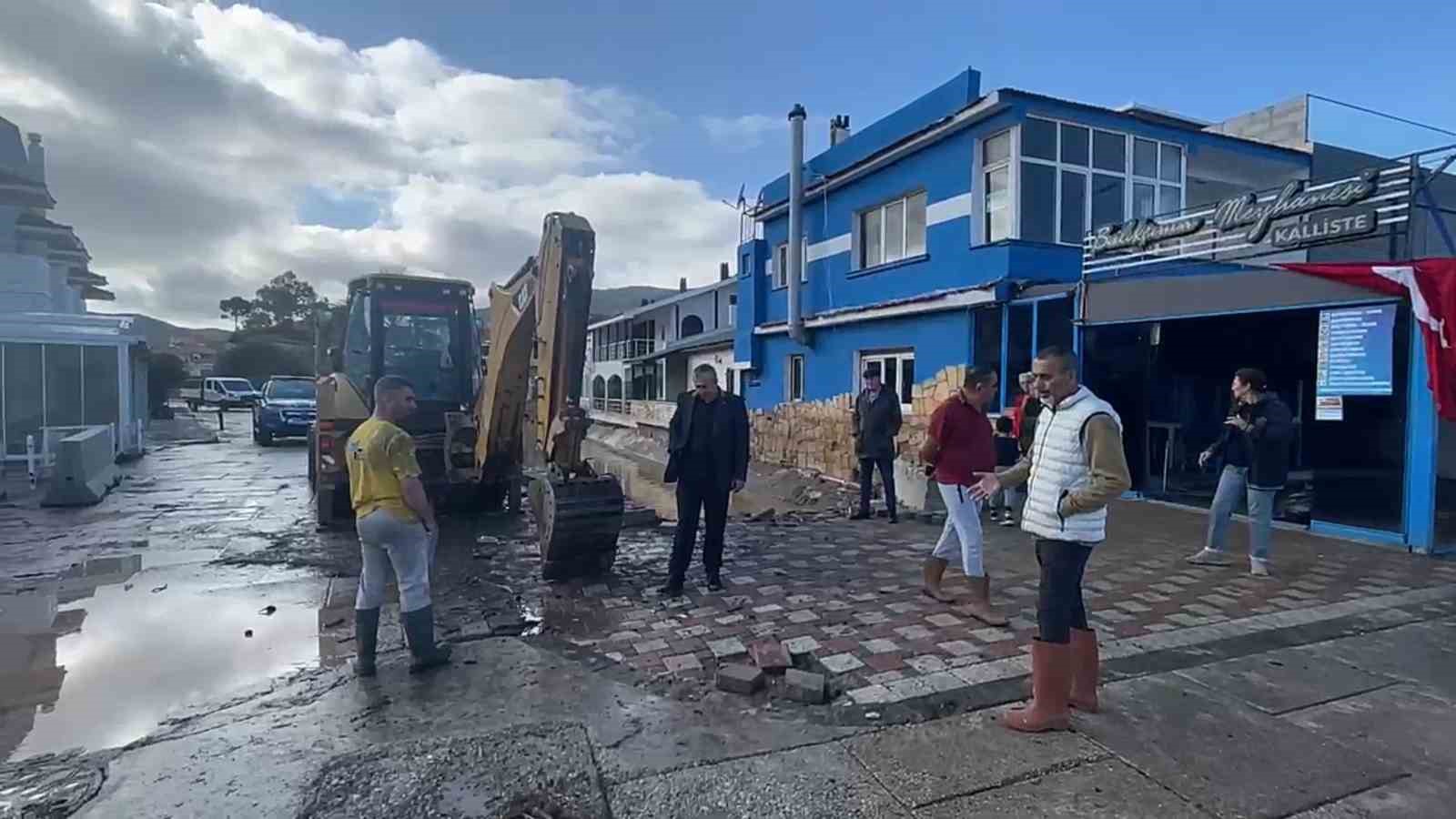 sel-magduru-esnaftan-izmir-buyuksehire-tepki-UULpO77y.jpg