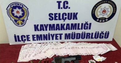 Selçuk’ta uyuşturucu operasyonu: 3 gözaltı