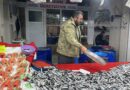 Tavşanlı balık pazarında en çok hamsi ilgi görüyor