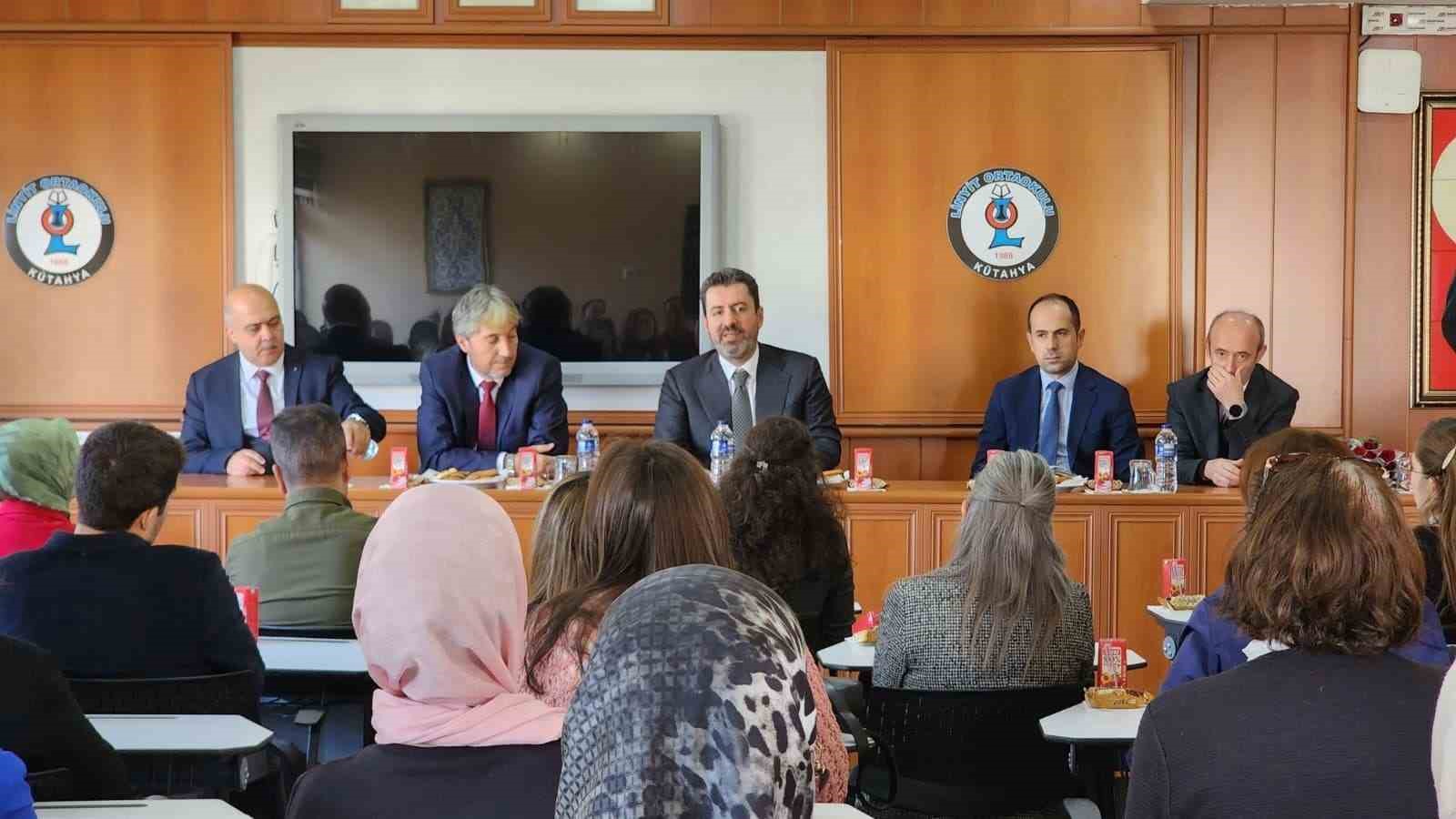 temel-egitim-genel-muduru-savascinin-kutahya-temaslari-A4CGMpbw.jpg