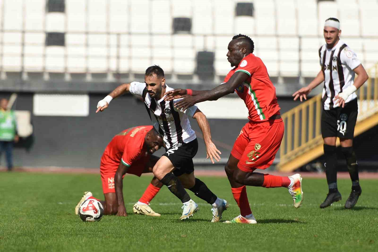 trendyol-1-lig-manisa-fk-0-amed-sportif-faaliyetler-3-SqB7UPgB.jpg