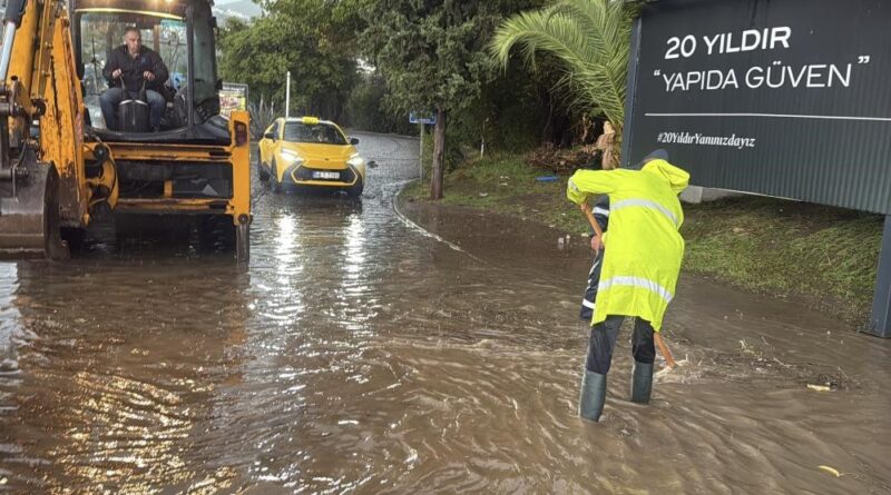 AFAD, ekiplerle birlikte Muğla’daki yağışlara karşı teyakkuzda AFAD, ekiplerle birlikte Muğla’daki yağışlara karşı teyakkuzda