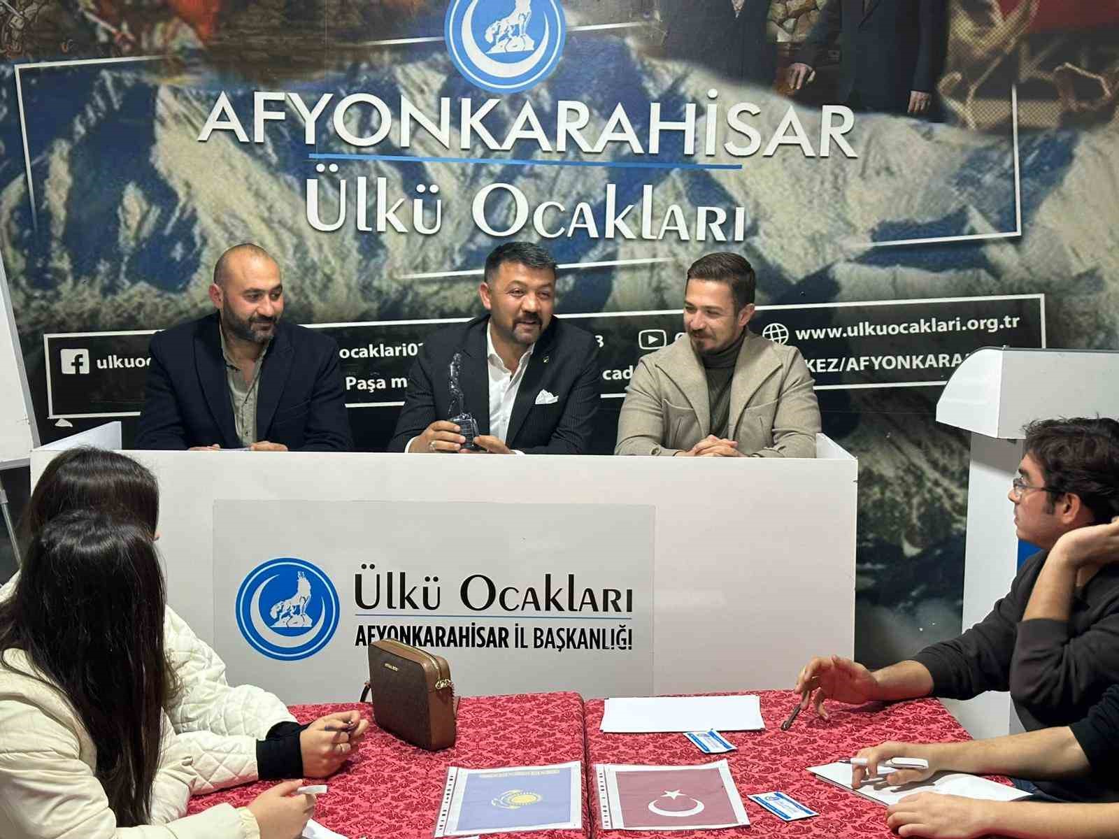 afyonkarahisarda-turk-dunyasi-ve-turk-tarihi-konulu-bilgi-yarismasi-duzenledi-UwKAubXi.jpg